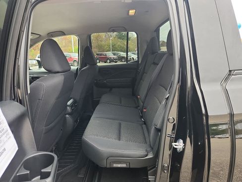Certified 2025 Honda Ridgeline Sport image 11