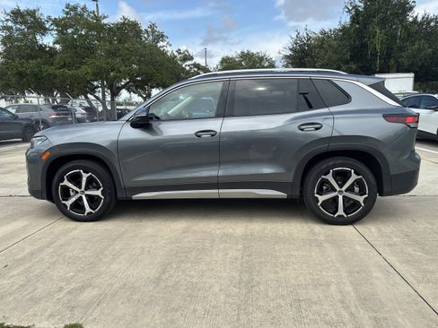 New 2026 Volkswagen Tiguan SE FWD image 7