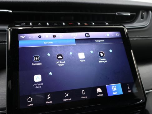 Used 2025 Jeep Grand Cherokee Limited w/ Luxury Tech Group II image 64