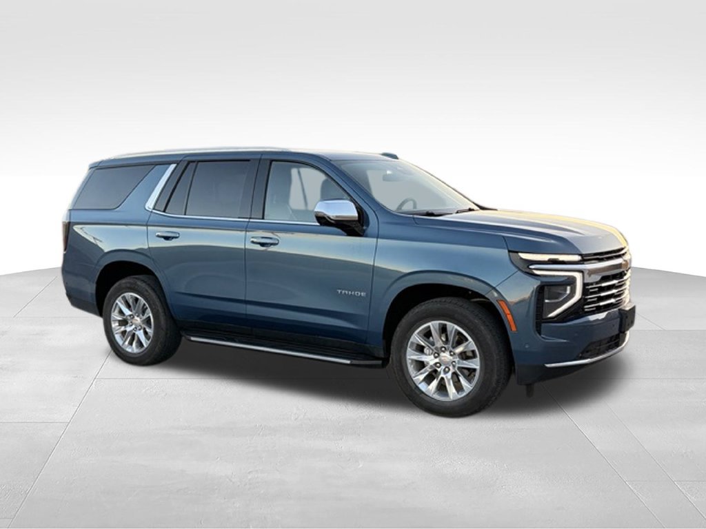 Used 2025 Chevrolet Tahoe Premier RWD image 5