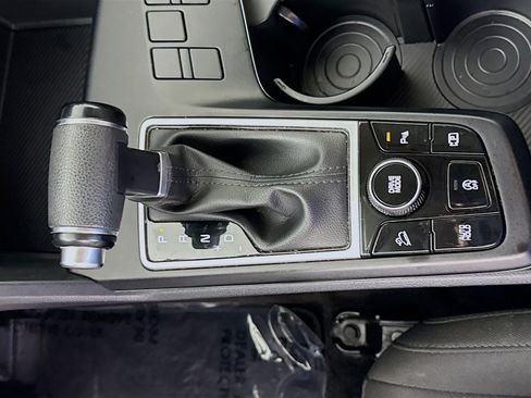 Used 2024 Kia Sportage LX FWD image 20