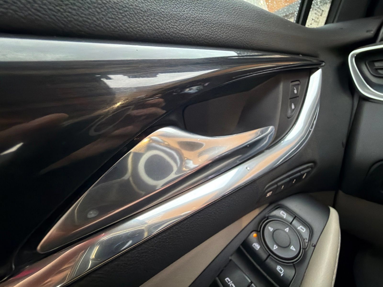 Used 2019 Buick Enclave Premium w/ Trailering Package, 5000 lbs. AWD/4WD image 14