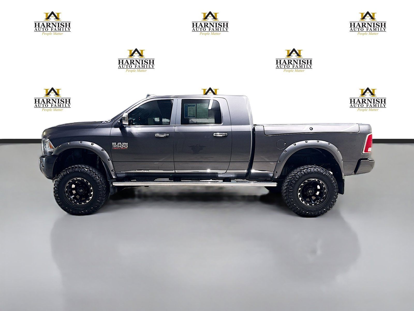 Used 2018 RAM 3500 Limited AWD/4WD image 9
