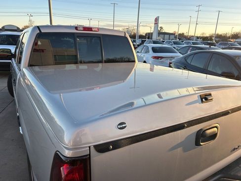 Used 2005 Chevrolet Silverado 1500 LT w/ Light Duty Power Package image 7