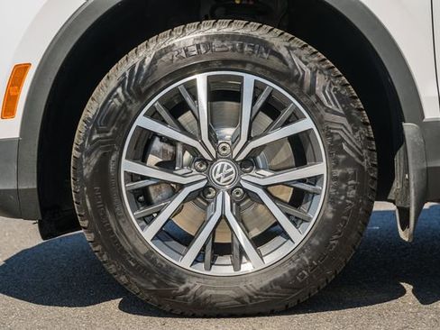 Used 2021 Volkswagen Tiguan S AWD/4WD image 15