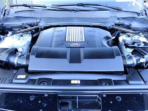 Used 2018 Land Rover Range Rover Supercharged image 31