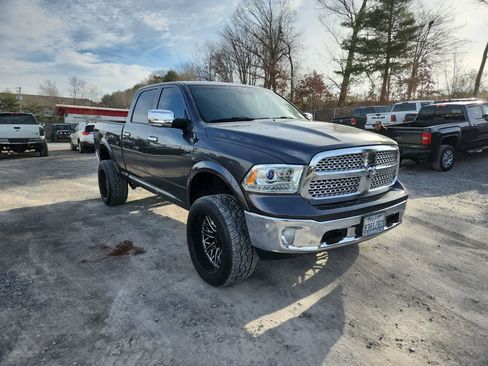 Certified 2016 RAM 1500 Laramie w/ Convenience Group image 7