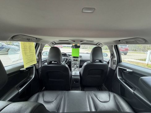 Used 2016 Volvo V60 T5 Premier w/ Technology Package AWD/4WD image 23