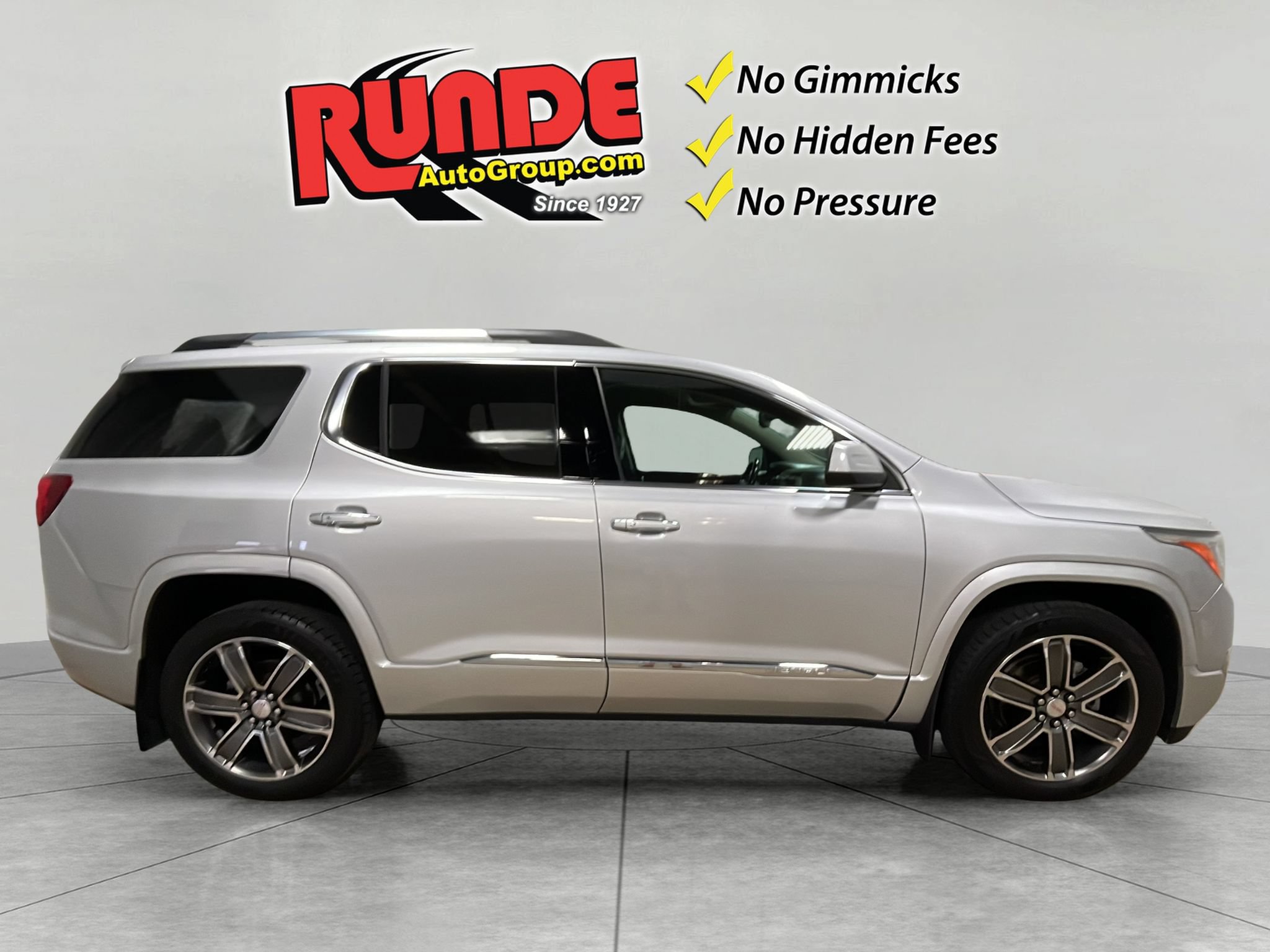 Used 2018 GMC Acadia Denali w/ LPO, Floor Liner Package AWD/4WD image 7