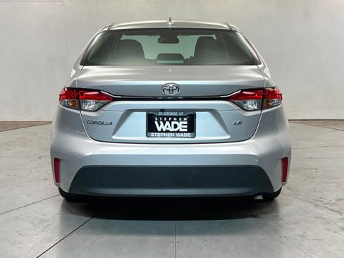 Used 2024 Toyota Corolla LE FWD image 4