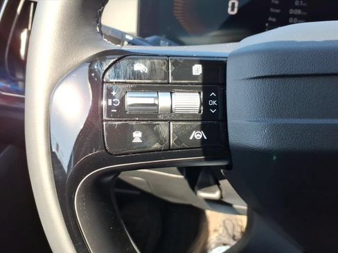 Used 2026 Kia Sorento LX FWD image 19