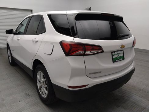 Used 2023 Chevrolet Equinox LS AWD/4WD image 5