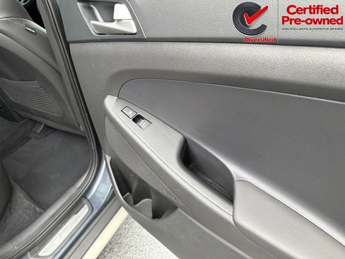 Used 2020 Hyundai Tucson Ultimate w/ Cargo Package FWD image 22