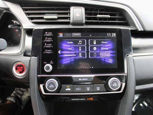 Used 2021 Honda Civic Sport image 12