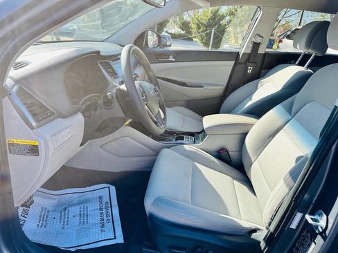 Used 2016 Hyundai Tucson SE w/ Option Group 02 image 16