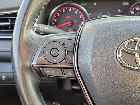 Used 2023 Toyota Camry XSE image 6