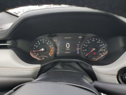 Used 2023 Jeep Compass Limited AWD/4WD image 16