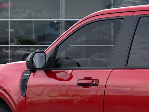 New 2025 Ford Maverick Lariat image 21