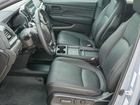 Used 2026 Honda Odyssey Sport-L image 8