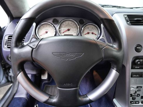 Used 2003 Aston Martin Vanquish image 24