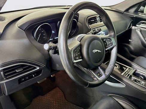 Used 2020 Jaguar F-PACE S AWD/4WD image 9