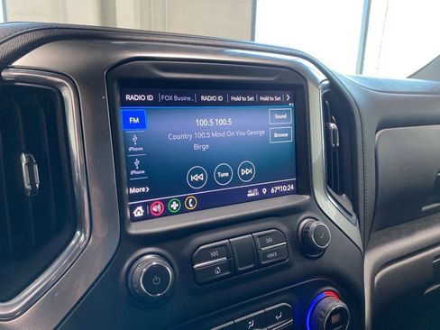 Used 2022 Chevrolet Silverado 1500 LT AWD/4WD image 22