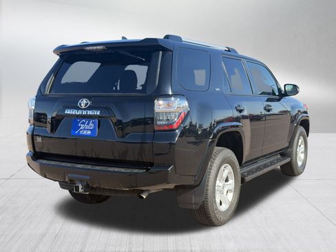 Used 2023 Toyota 4Runner SR5 Premium image 7