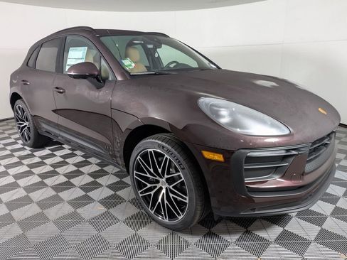 New 2026 Porsche Macan image 9