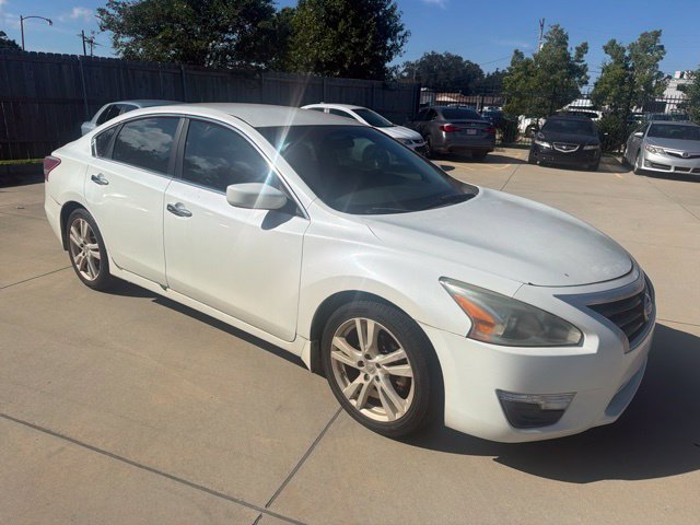 Used 2013 Nissan Altima 3.5 S FWD image 3