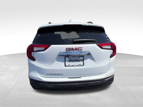 Certified 2023 GMC Terrain SLE w/ Driver Convenience Package FWD image 5