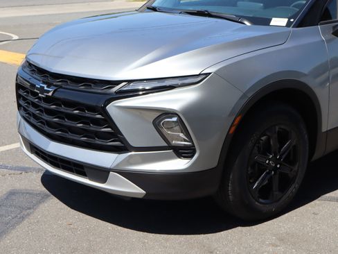 Used 2023 Chevrolet Blazer LT w/ Midnight/Sport Edition AWD/4WD image 6