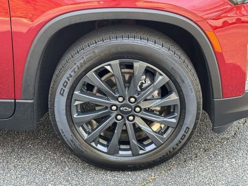 Used 2023 Chevrolet Traverse RS w/ LPO, Floor Liner Package image 7