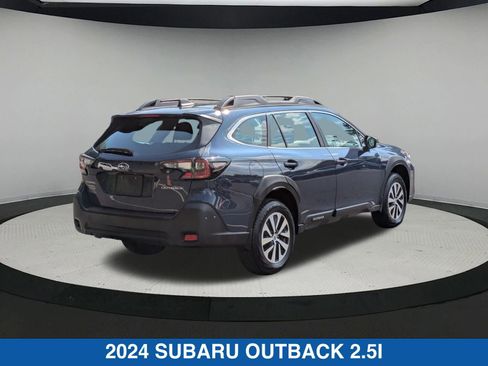 Certified 2024 Subaru Outback 2.5i image 4