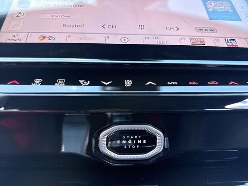 New 2026 Jeep Grand Cherokee L Limited AWD/4WD image 23