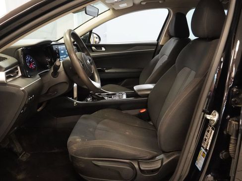 Used 2021 Kia K5 LX FWD image 5