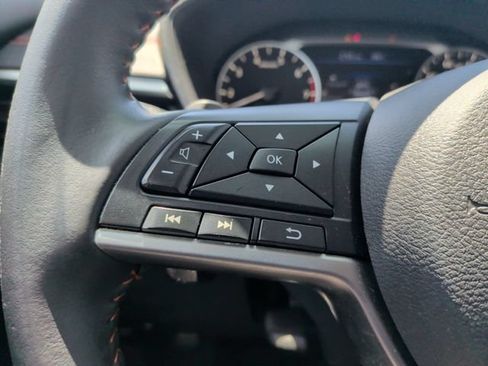 Used 2022 Nissan Altima 2.5 SR FWD image 18