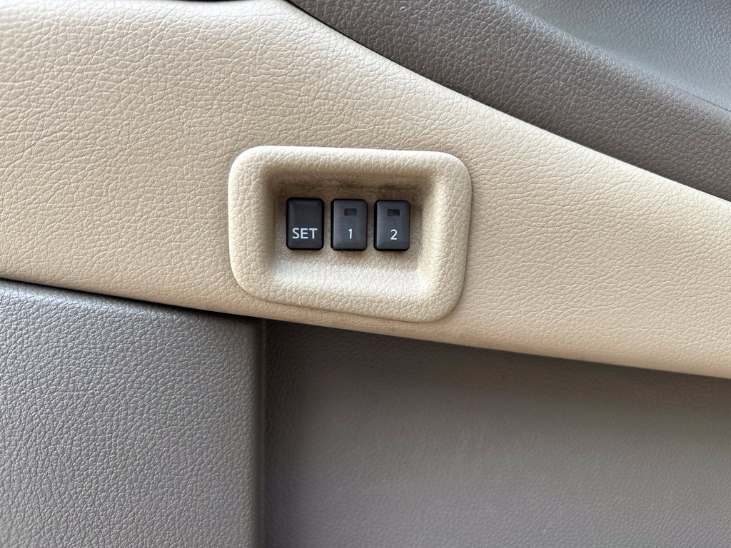 Used 2011 Nissan Murano SL w/ Navigation Pkg AWD/4WD image 14