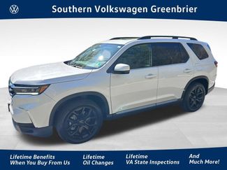 Used 2025 Honda Pilot Touring video 1