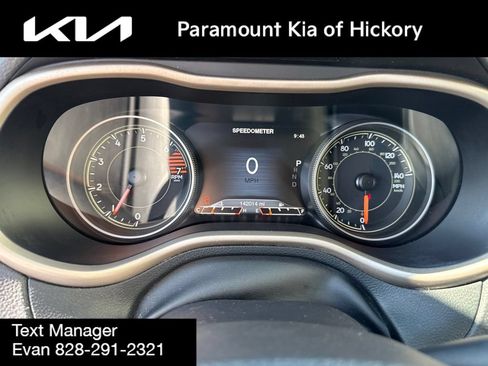 Used 2016 Jeep Cherokee Limited AWD/4WD image 31