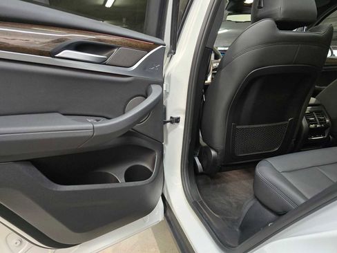 Used 2021 BMW X3 xDrive30e w/ Premium Package image 28