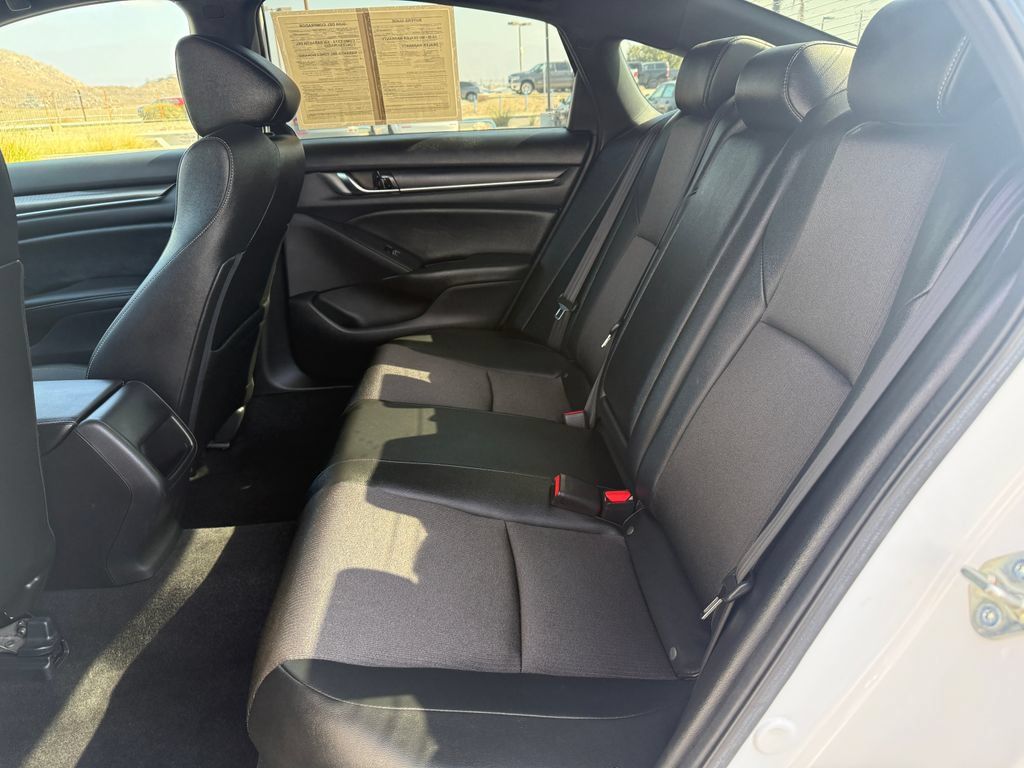 Used 2020 Honda Accord Sport image 14