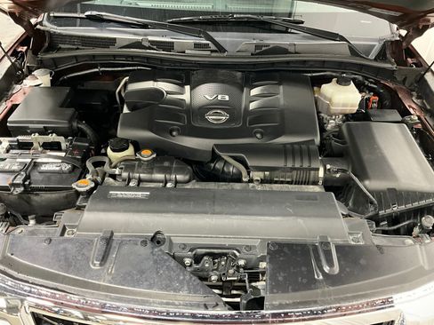 Used 2017 Nissan Armada SL w/ Moonroof Package AWD/4WD image 13