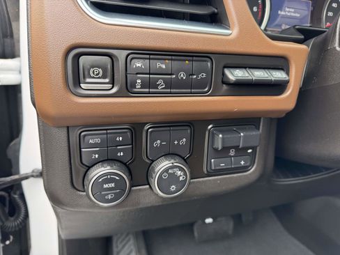 Used 2021 Chevrolet Tahoe High Country image 27