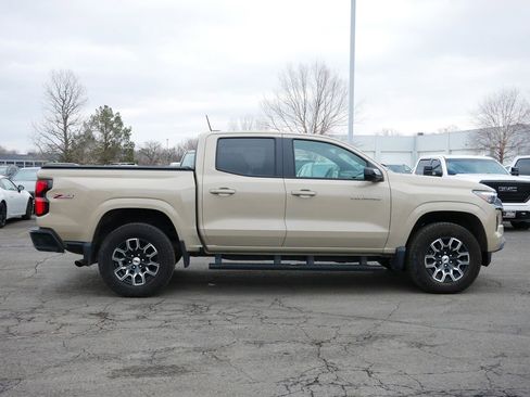 Used 2023 Chevrolet Colorado Z71 w/ Z71 Convenience Package 2 AWD/4WD image 11