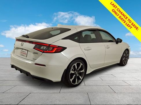 Used 2025 Honda Civic Sport Touring image 8