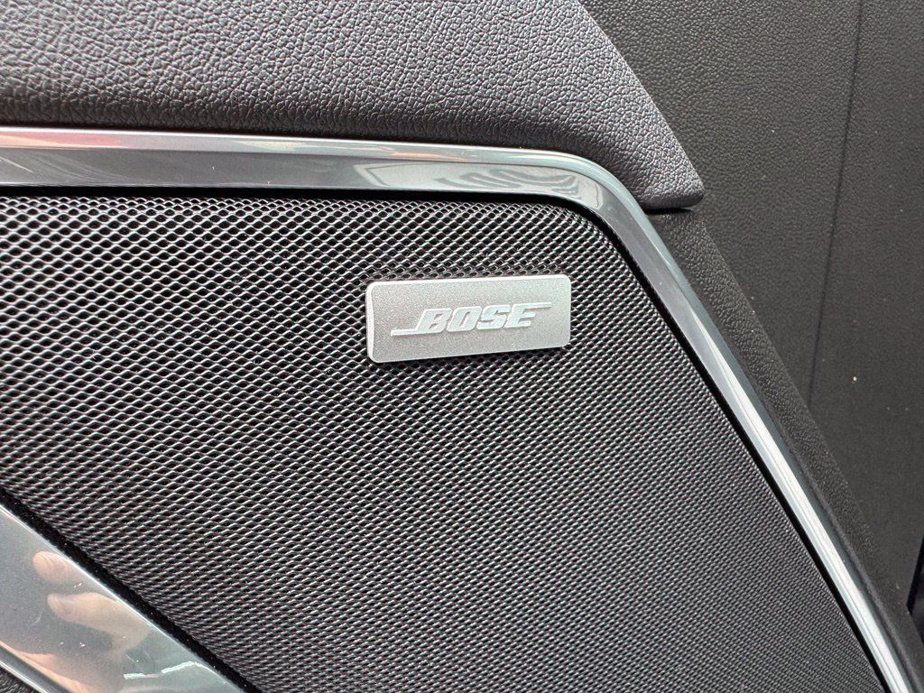 Certified 2025 GMC Sierra 1500 SLT w/ SLT Premium Plus Package AWD/4WD image 14
