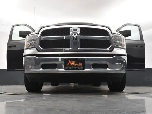 Used 2024 RAM 1500 Classic SLT image 11