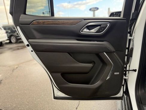 Used 2023 Chevrolet Tahoe Premier image 14