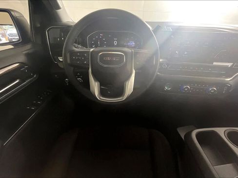 Certified 2024 GMC Sierra 1500 Elevation RWD image 6