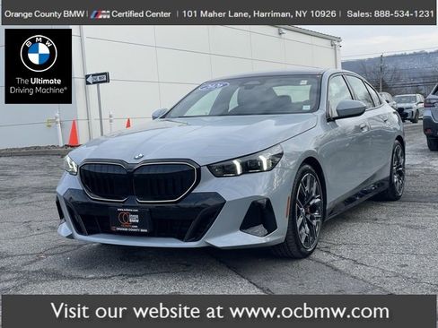 Used 2026 BMW 530i xDrive image 1